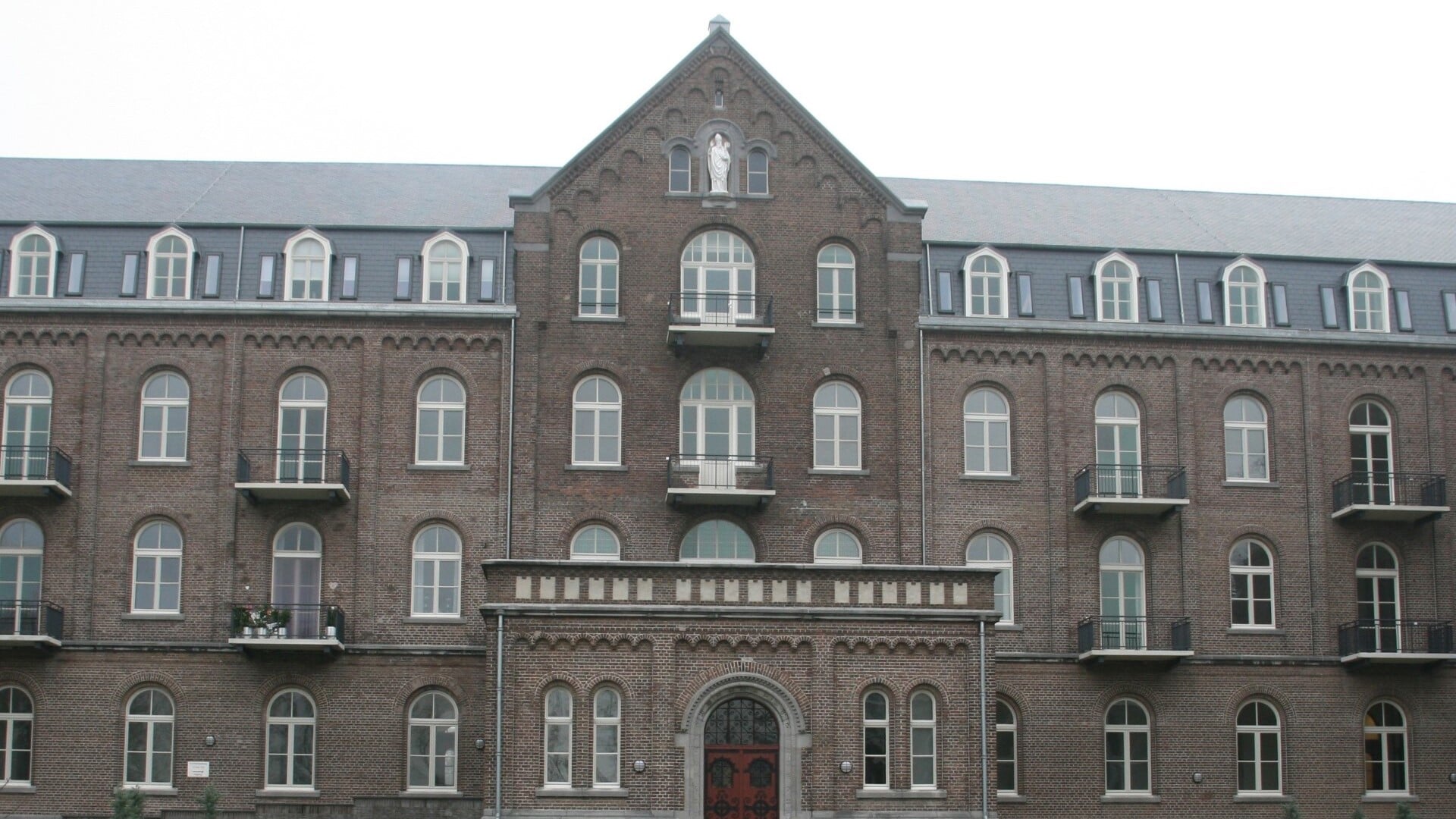 Informatiesessie zoektocht opvanglocatie asielzoekers Didam online te volgen