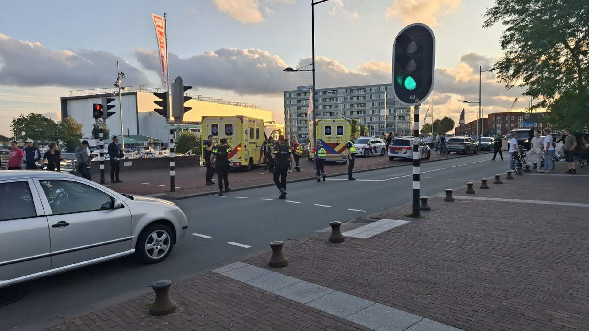 Moskee geeft update over neergestoken meester Recep in Alblasserdam; Palet reageert ook op incident