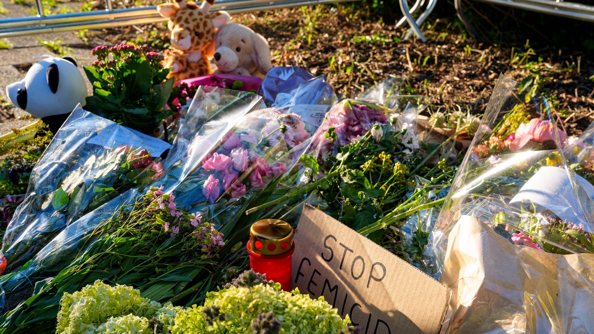 Stille tocht voor vermoorde Joeweela, inzamelingsactie voor kinderen