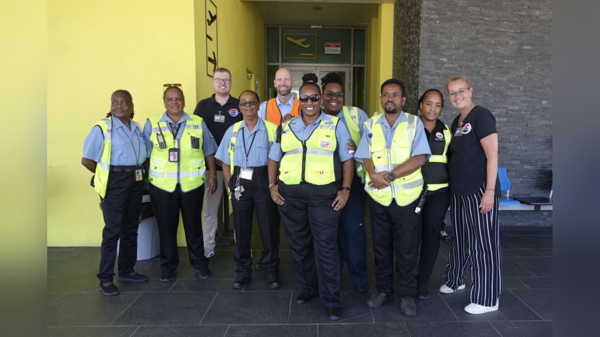 Airport Security Officers Undergo Aviation Security Training at Statia ...