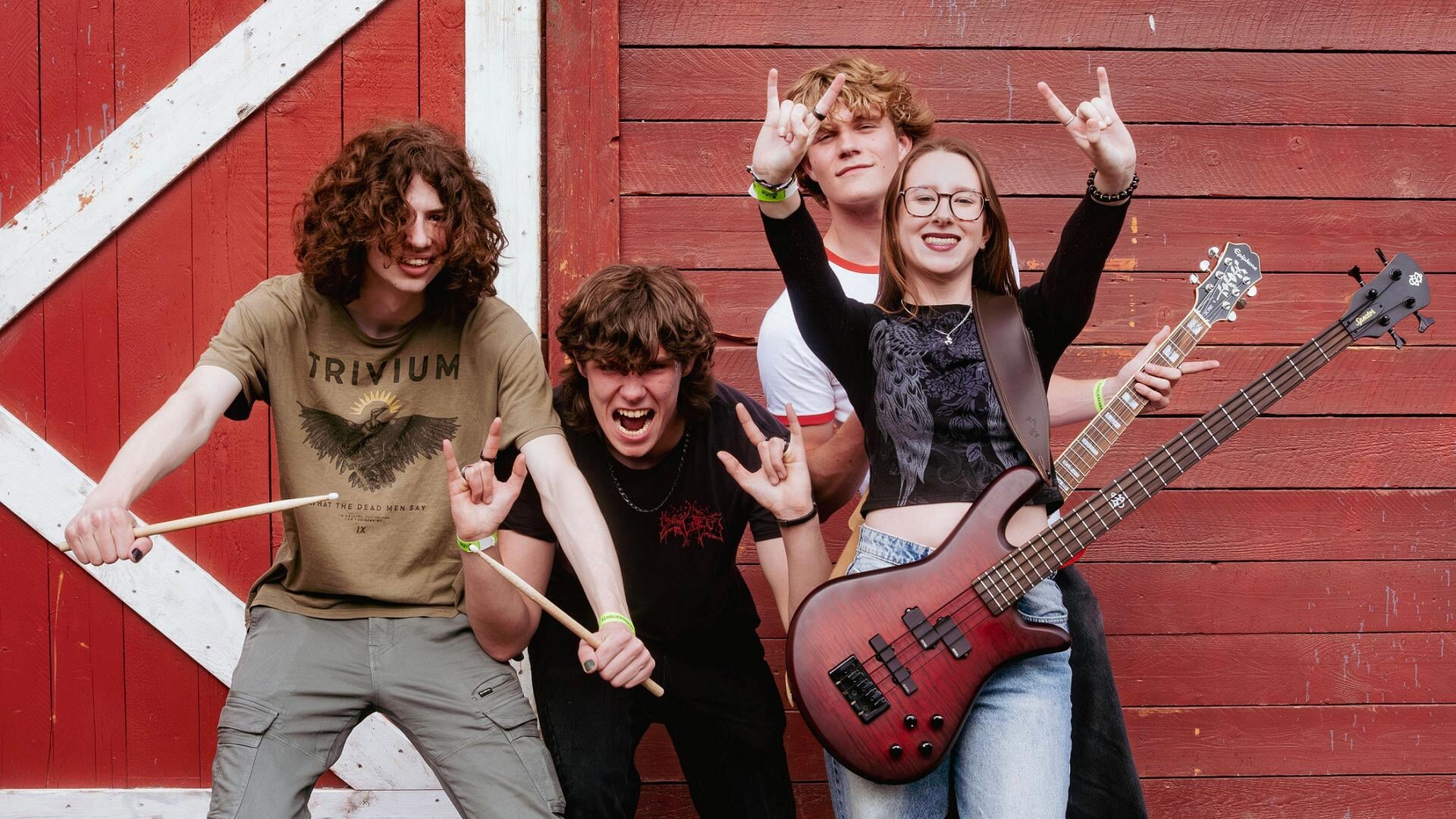 Mokrypse, The Merlins en Magic Bullet in Amphion | Muziek ...