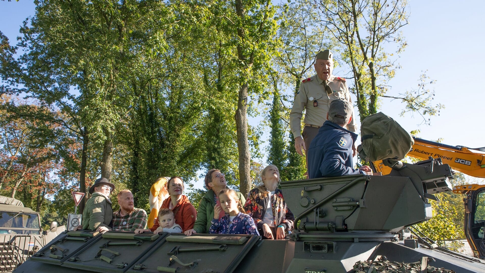 Tweede editie van West Betuwse Veteranendag in Heukelum
