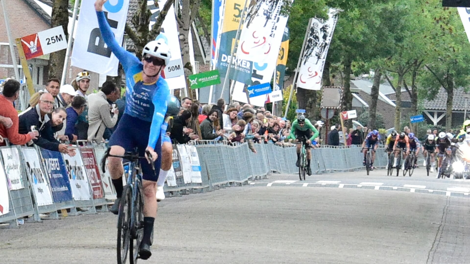 Deen Stian Rosenlund wint 17e editie AWM, teleurstelling bij Nederlanders