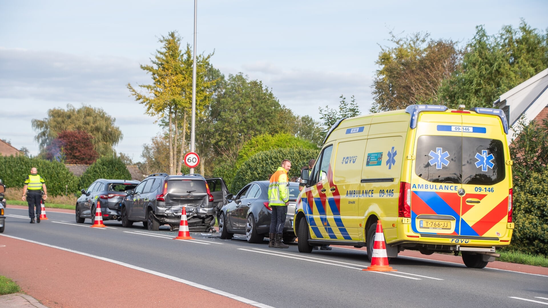Botsing met drie auto’s op Willeskop bij Montfoort