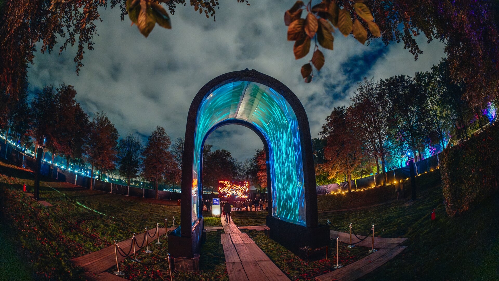 Lichtkunstfestival VONK zet Nieuwegein in het licht