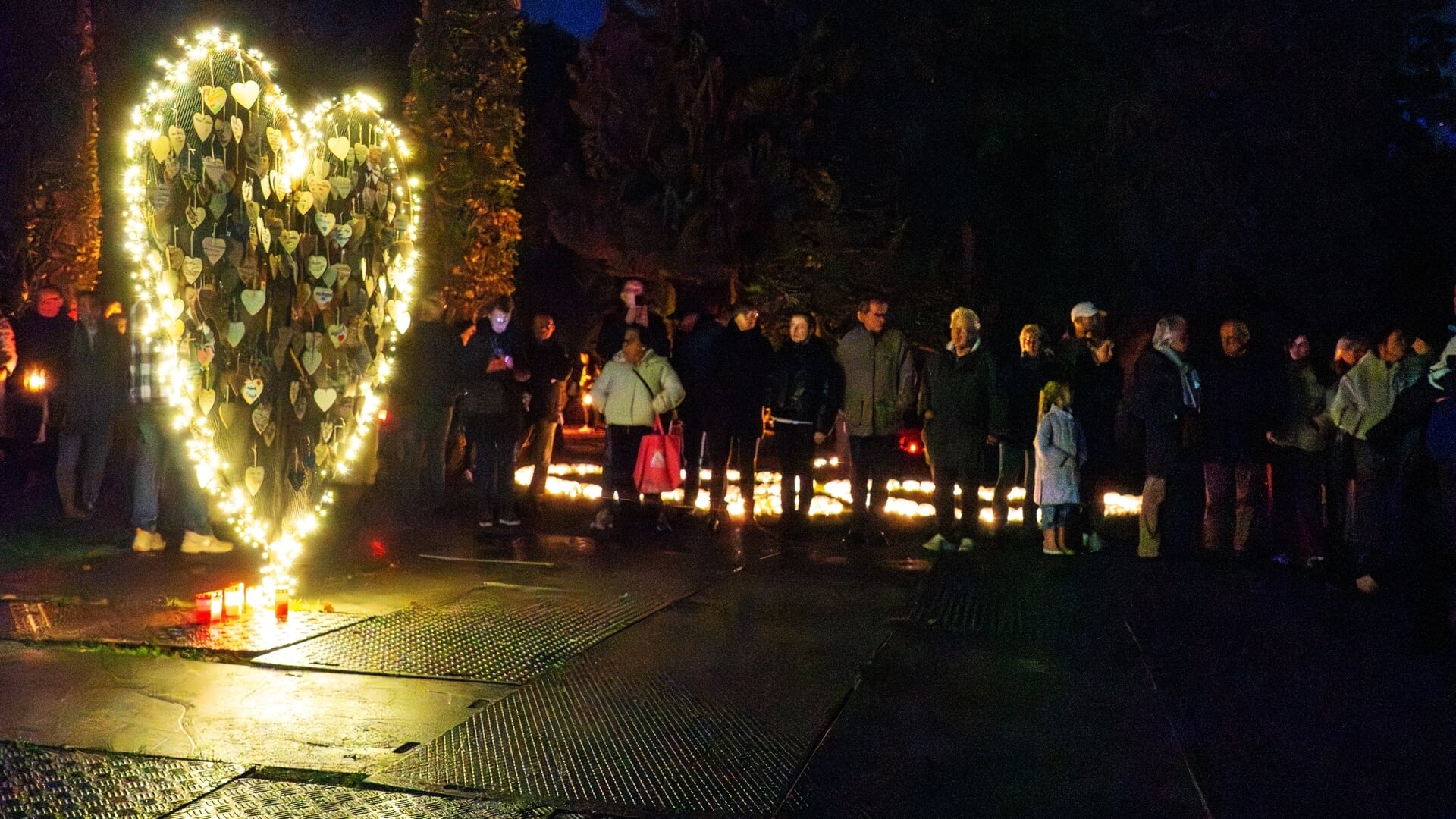 Lichtjes in de Duisternis Vianen 2025: avond van troost, verbondenheid en liefde