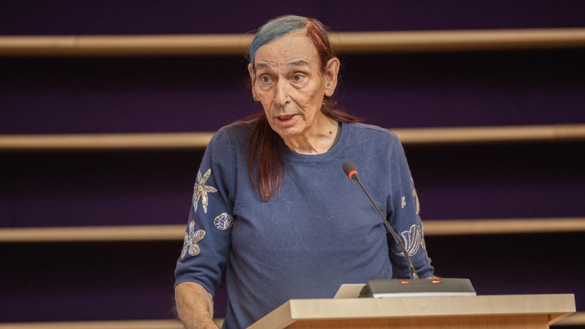 Koninklijke onderscheiding voor raadslid Aoife Derriks