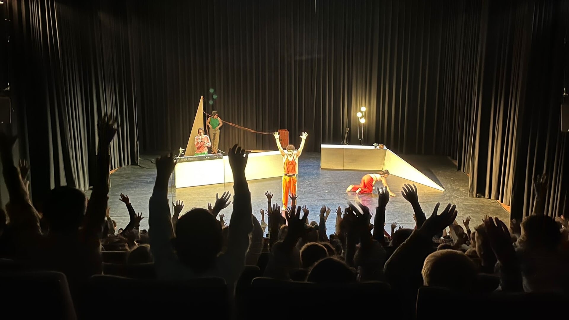 Nieuwegeinse basisschoolkinderen op speelse ontdekkingsreis door het lichaam in DE KOM