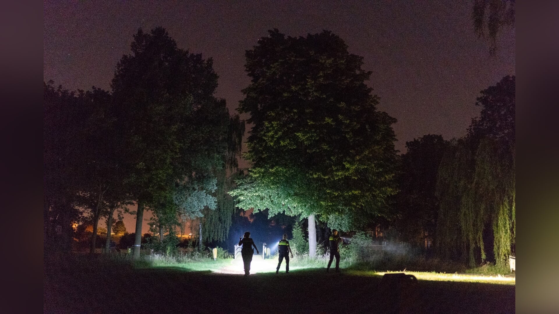 Aanpak overlast jeugd én korten op BOA’s en jongerenwerk: raad Alblasserdam twijfelt aan bezuiniging