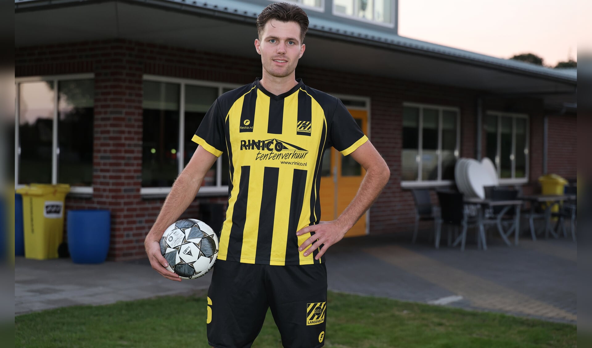 Luuk Thelosen van kampioen SES Langenboom: ‘Proberen lijn van vorig seizoen door te zetten’