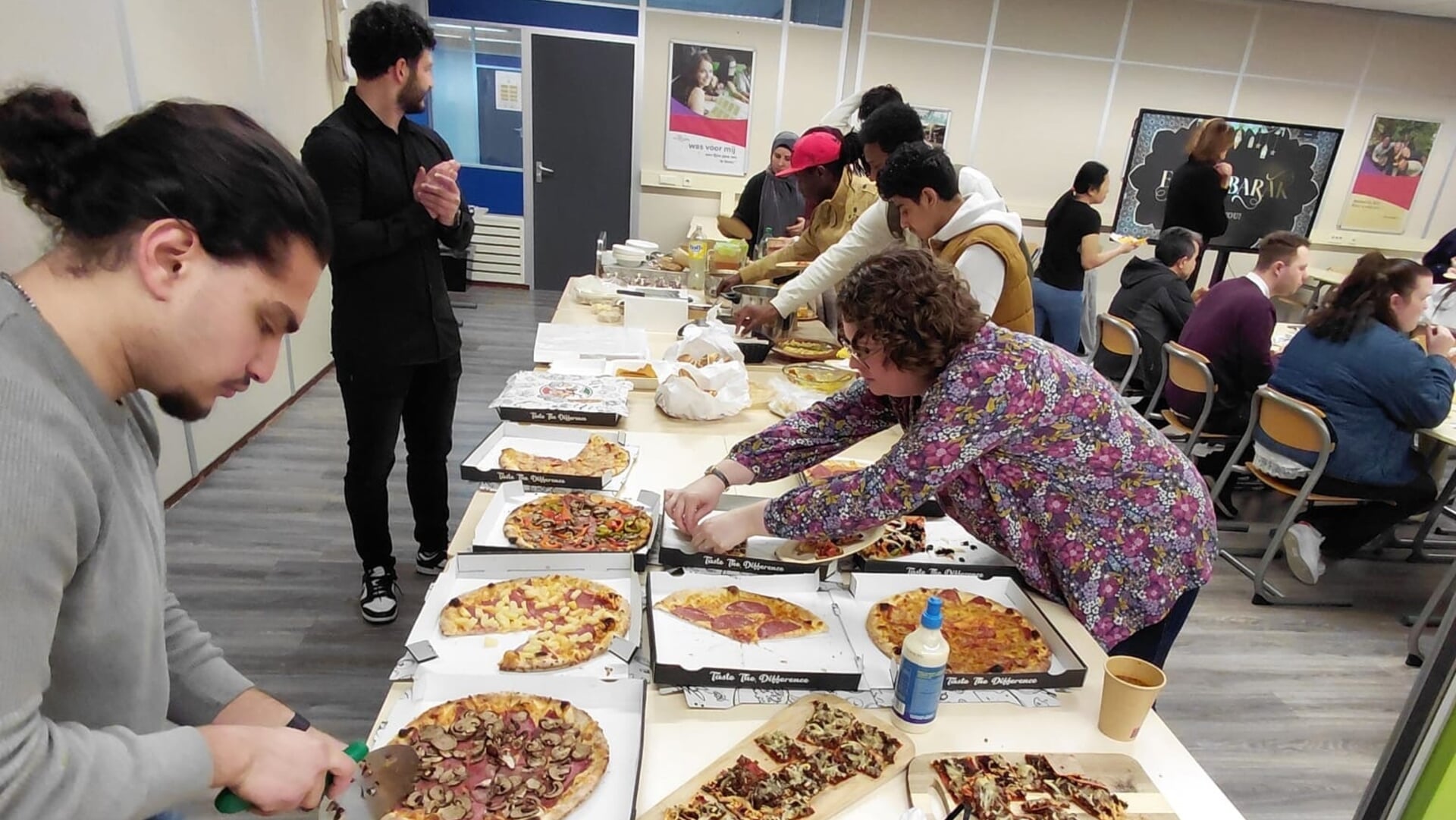 Onderwijs dat verder gaat dan het klaslokaal: Iftar op ROC Rivor | Al ...