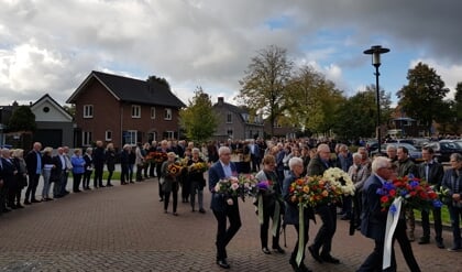 Indrukwekkende erehaag voor Frans Sijbers