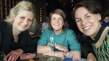 Meta, Marieke en Mirelle: dronken worden, zoenen en vriendjes