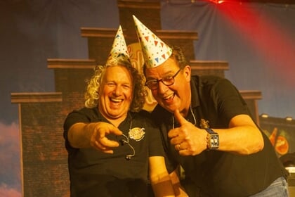 11 jaar Paaspops Dolle Mina: pre-party op de Markt in Schijndel