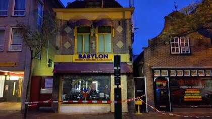 Explosie en brand bij grillroom in centrum Purmerend