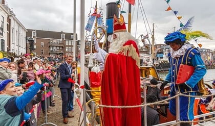 IN BEELD: Sinterklaasintocht 2024 in Maassluis