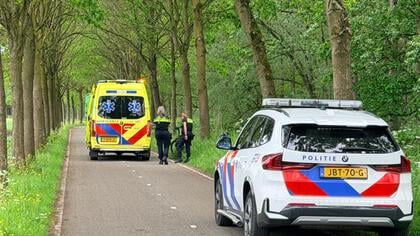 Gewonde man na ongeval gevonden langs fietspad