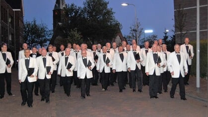 Verenigde Zangers: afscheid met kerstconcert bij kaarslicht