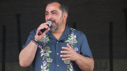 Zingen, acteren en inspreken: Javi Escalera doet het allemaal