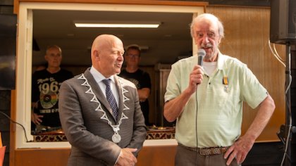 In beeld: Koninklijke onderscheiding voor Thijn van der Heijden