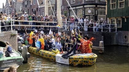 In beeld: Zonovergoten Alkmaar Pride Parade 2025!