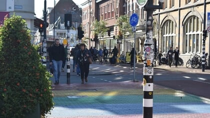 Haarlem’s zeskleurig regenboogpad