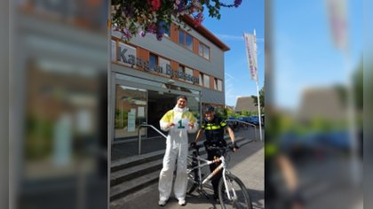 Speel Hunted in het echt: politie jaagt op jongeren in Kaag en Braassem