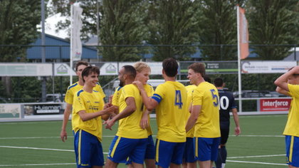 Floreant wint eerste competitiewedstrijd
