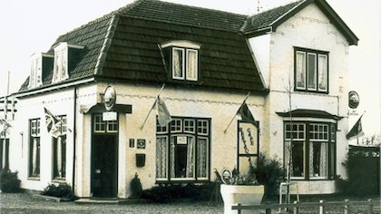 64 Westfriese dorpscafés verdwenen: oude kroegen komen weer tot leven tijdens expositie