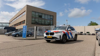 Politie houdt 29-jarige man uit Polen aan na gewelddadige autodiefstal op de Stormhoek Zaandam