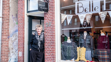 Haarlemse Ellen verkoopt al 25 jaar de kledingkast van een ander