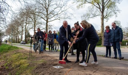 Gedenksteentjes in Zeist markeren decor van gruweldaden en verzetshelden
