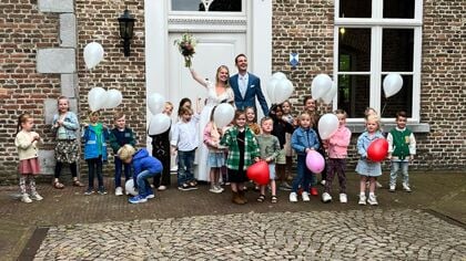 Prinses Hanneke trouwt en wordt verrast door ‘haar’ kleuters