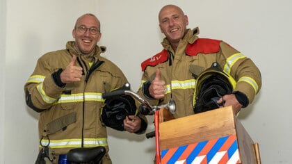John en Mark nemen afscheid van de vrijwillige brandweer