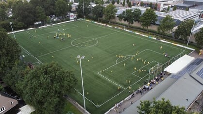 Elk lid is goud waard: Rooise voetbalclubs vechten voor hun toekomst