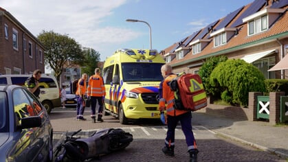 Traumahelikopter ingezet voor zwaargewonde scooterrijder