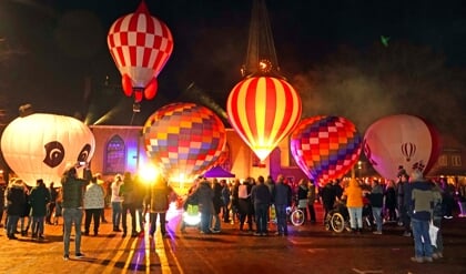 Geslaagde Winter Nightglow in winkelcentrum
