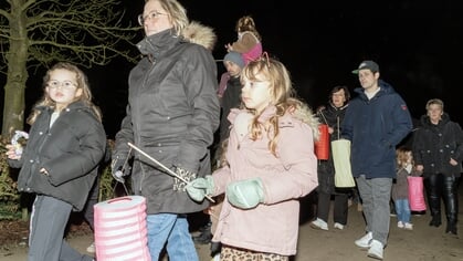 Fijn samenzijn met lampionnen