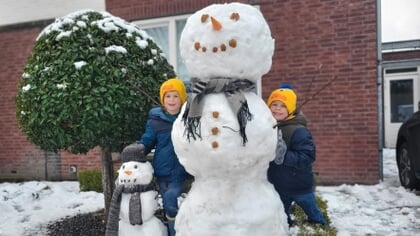Sneeuwpoppengekte is losgebarsten!