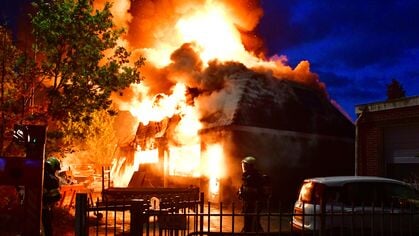Zeer grote brand aan de Heideburen in Heerenveen