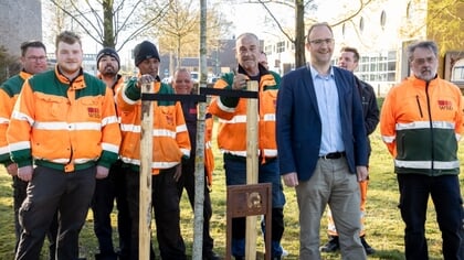 WSD viert 70 jaar met boom en afscheid Menno Roozendaal