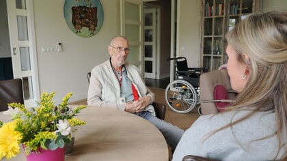Guus deelt zijn ervaring in het hospice