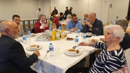 Feestelijke Iftar viering in Zeist west