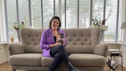 Nieske Selles presenteert roman Jesca over de effecten van trauma door generaties: ‘Ik hoop dat mensen van Jesca gaan houden’