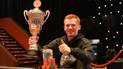 Ermelo’s pokerkampioenschap: ‘Gezelligheid, plezier en kaarten, wat wil je nog meer?’