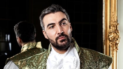 Operazanger Igor Popov doet Catharinakapel in Harderwijk aan