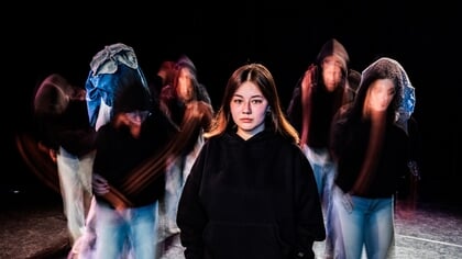 Jongerentheatergroep Wolf brengt samen met Bibliotheek Noordwest-Veluwe voorstelling Dertien op de planken