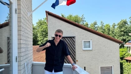 Geslaagden hangen vlag uit, houden een feest en richten de blik op de toekomst