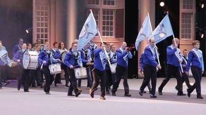 Showband Doe Maar treedt op bij Nationale Taptoe in Ahoy