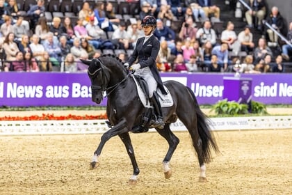 Isabel Freese en Total Hope winnen en blijven Sandra Sysojeva met Maxima Bella ruim voor